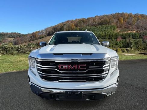Certified 2025 GMC Sierra 1500 SLT image 2