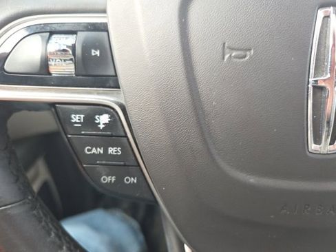 Used 2019 Lincoln Nautilus Reserve image 39