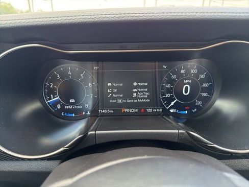 Used 2020 Ford Mustang Shelby GT500 w/ Carbon Fiber Track Pack image 17