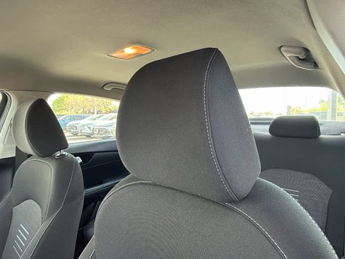 Used 2019 Kia Forte S image 11