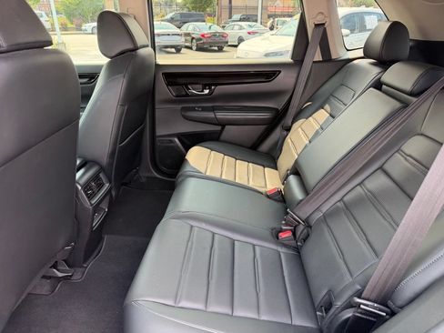 Used 2024 Honda CR-V EX-L image 9