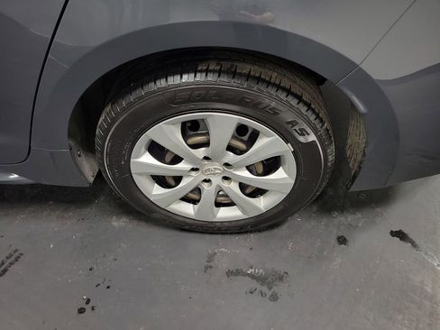 Used 2023 Toyota Corolla LE w/ Carpet Mat Package (TMS) image 10