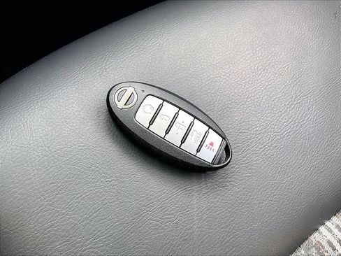 Used 2024 Nissan Altima 2.5 SR AWD/4WD image 29