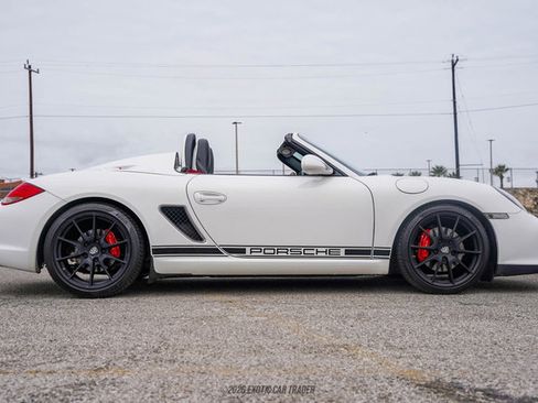 Used 2012 Porsche Boxster Spyder image 9