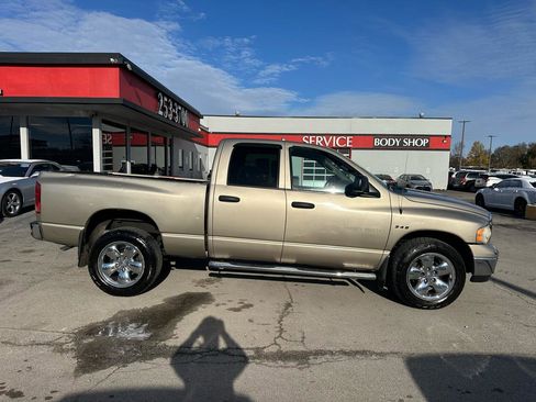Used 2005 Dodge Ram 1500 Truck SLT w/ Quad Cab Big Horn Value Group RWD image 2