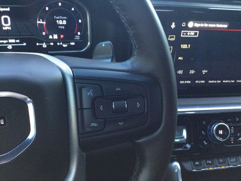Used 2024 GMC Sierra 1500 Denali w/ Technology Package AWD/4WD image 20
