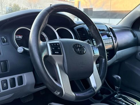 Used 2012 Toyota Tacoma PreRunner w/ Convenience Pkg image 13