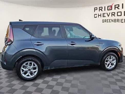 Used 2023 Kia Soul LX w/ Option Group 015 image 9
