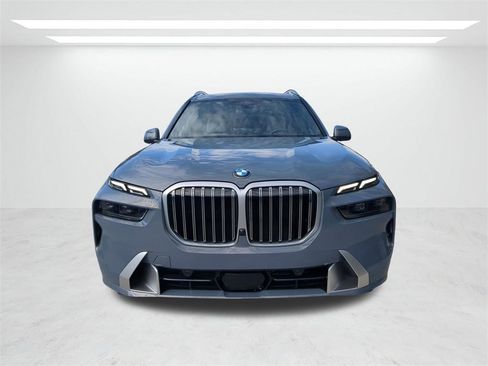 New 2026 BMW X7 xDrive40i image 9