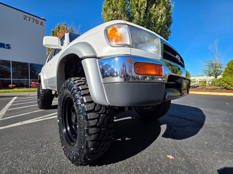 Used 1998 Toyota 4Runner Limited AWD/4WD image 9