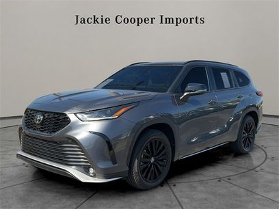 Used 2023 Toyota Highlander XSE