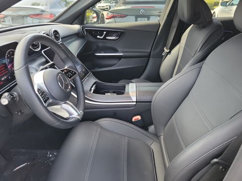 Used 2024 Mercedes-Benz C 300 Sedan image 11