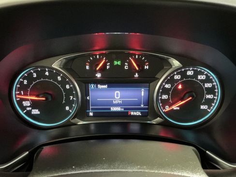 Used 2020 Chevrolet Equinox LT image 25