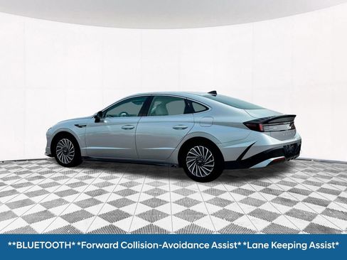 Used 2025 Hyundai Sonata SEL FWD image 7