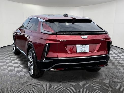 New 2025 Cadillac Lyriq Luxury image 4