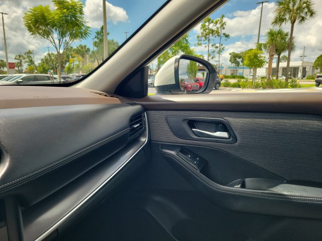 Certified 2023 Nissan Rogue SV FWD image 27