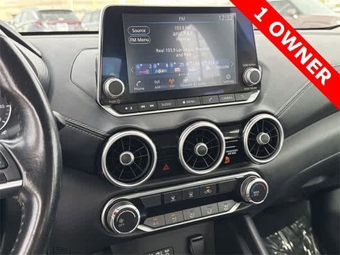 Used 2022 Nissan Sentra SV image 3