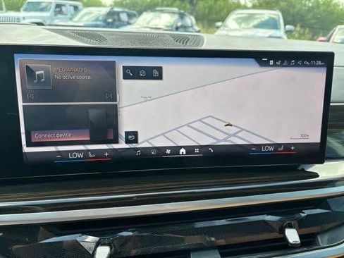 Used 2025 BMW X5 sDrive40i w/ M Sport Package RWD image 33
