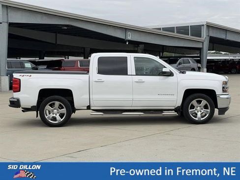 Used 2017 Chevrolet Silverado 1500 LT w/ All Star Edition AWD/4WD image 3