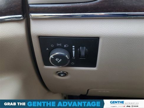 Used 2014 Jeep Grand Cherokee Limited w/ Trailer Tow Group IV image 14