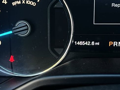 Used 2016 Ford F150 Platinum w/ Equipment Group 701A Luxury image 23