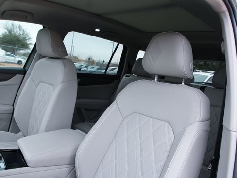 New 2026 Volkswagen Atlas SEL Premium R-Line AWD/4WD image 11