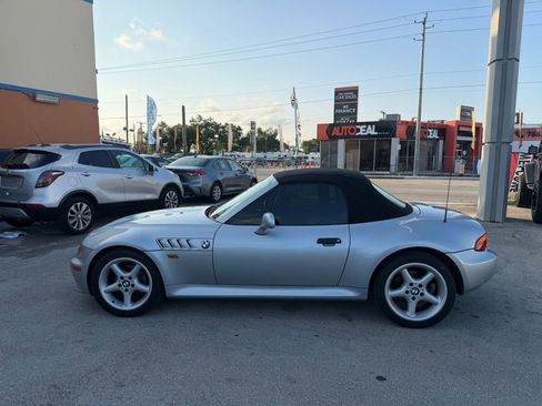 Used 1998 BMW Z3 2.8 RWD image 8