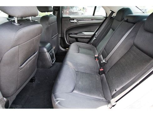 Used 2023 Chrysler 300 Touring w/ Sport Appearance Package RWD image 7