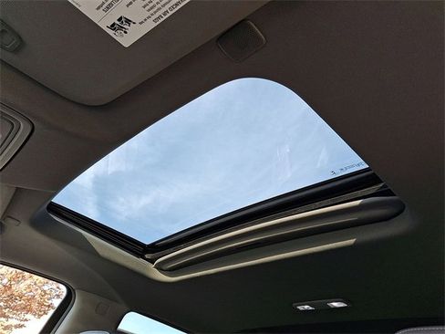 Certified 2021 GMC Sierra 1500 SLT w/ SLT Premium Plus Package image 19