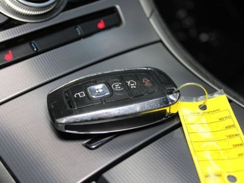 Used 2020 Lincoln MKZ Hybrid w/ Convenience Package FWD image 11