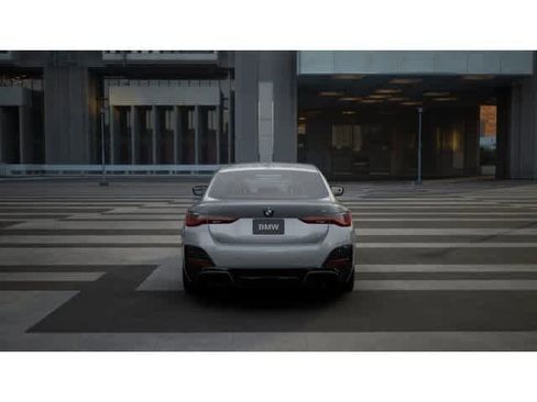 New 2026 BMW i4 eDrive40 w/ M Sport Package RWD image 5