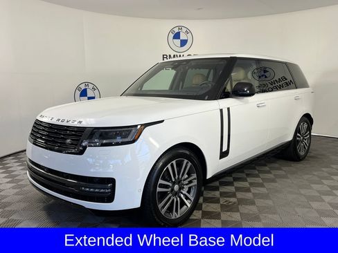 Used 2025 Land Rover Range Rover Long Wheelbase SE AWD/4WD image 5