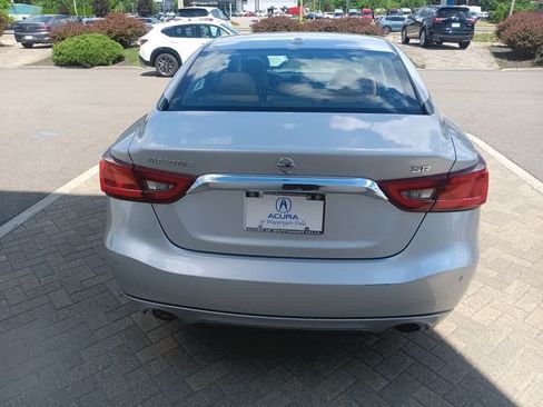 Used 2016 Nissan Maxima SR FWD image 5