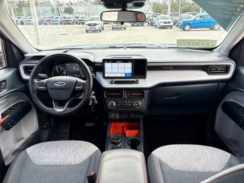 Certified 2023 Ford Maverick XLT image 7