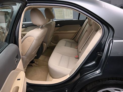 Used 2010 Ford Fusion SE image 28