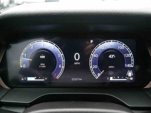 Used 2023 Jeep Grand Cherokee L Laredo image 38