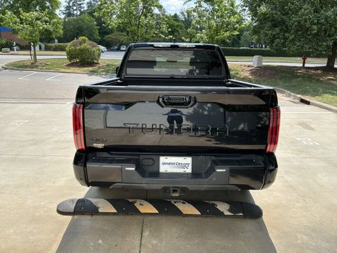 Used 2023 Toyota Tundra Platinum AWD/4WD image 9