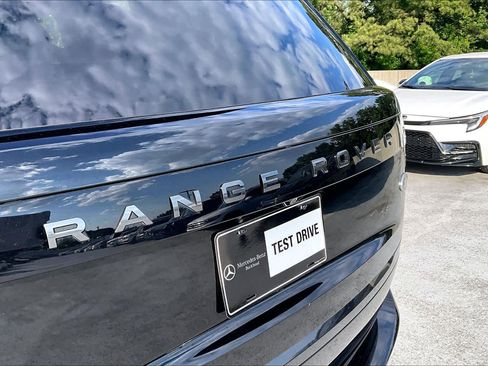 Used 2023 Land Rover Range Rover Autobiography image 30