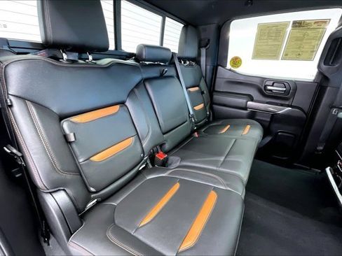 Used 2020 GMC Sierra 1500 AT4 w/ AT4 Premium Package image 18
