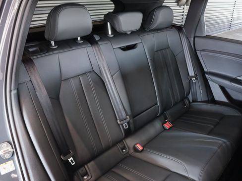 New 2027 Audi Q6 e-tron Premium Plus AWD/4WD image 11