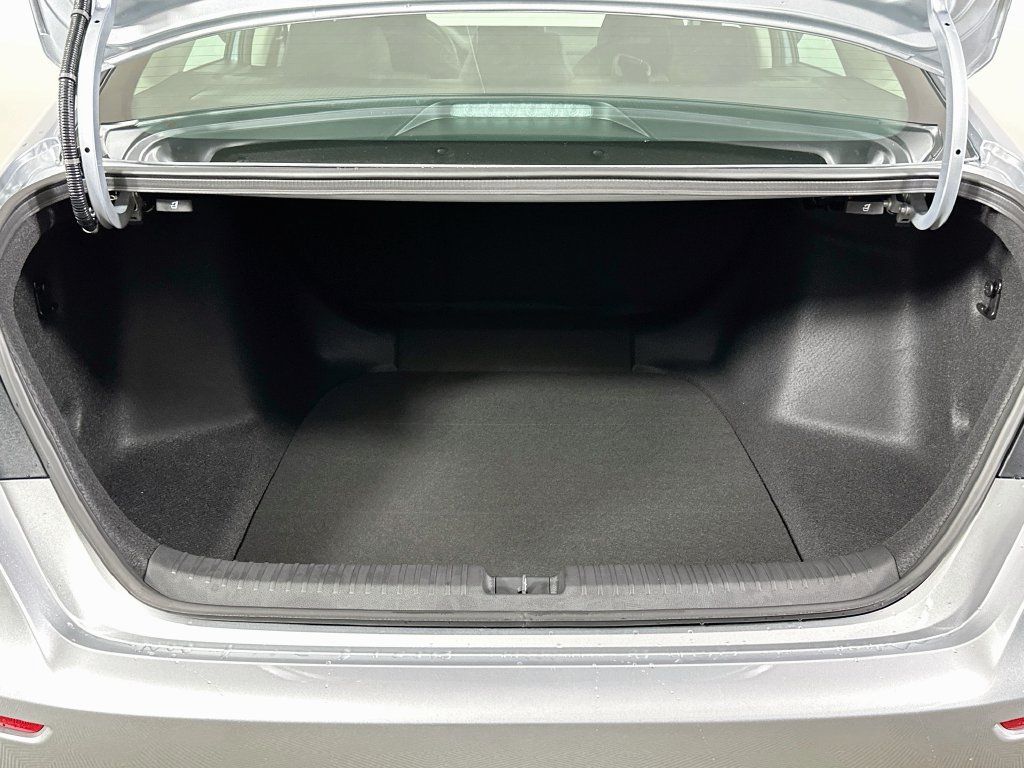 Used 2026 Honda Accord SE image 16