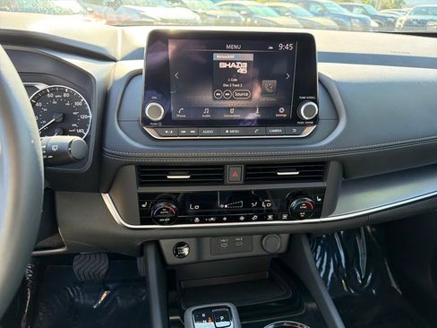 Certified 2024 Nissan Rogue SV w/ SV Premium Package image 27