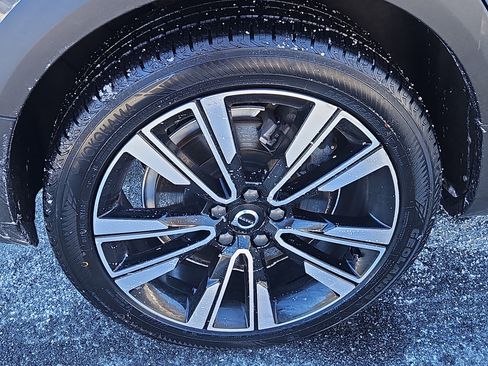 Used 2020 Volvo V60 T5 Cross Country w/ Protection Package Premier image 31