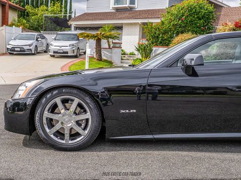 Used 2006 Cadillac XLR image 90