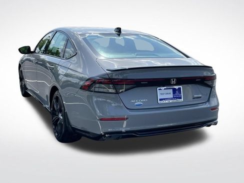 Used 2024 Honda Accord Sport image 4