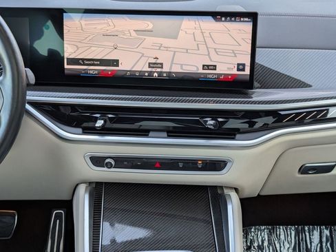 Certified 2024 BMW X6 M60i w/ Dynamic Handling Package image 27