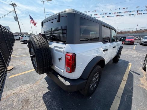 Used 2025 Ford Bronco Big Bend AWD/4WD image 4