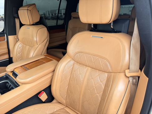 Used 2022 Jeep Grand Wagoneer Series III w/ Rear Seat Video Group 1 AWD/4WD image 20