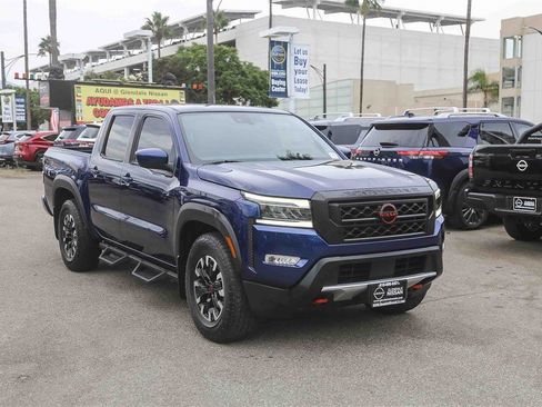 Used 2022 Nissan Frontier Pro-X w/ Technology Package image 3