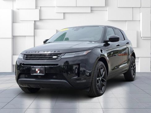 Used 2024 Land Rover Range Rover Evoque S AWD/4WD image 3
